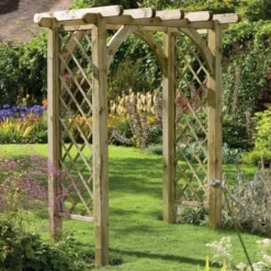 Ultima Pergola Arch With Intergrated Trellis Panels