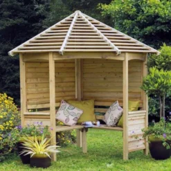 Venetian Corner Arbour