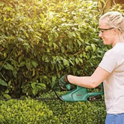 Bosch EasyHedgeCut 18-45 Cordless Hedgecutter (Classic Green) -OUTSUNNY Sales Store boehc18 45g 06
