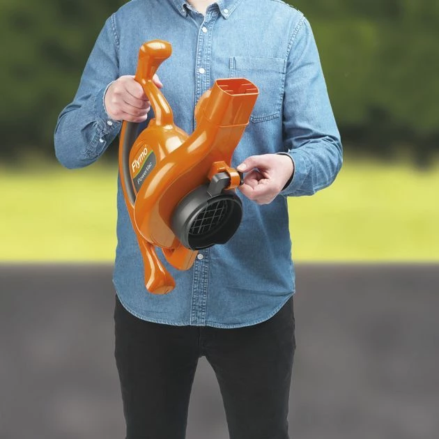 Flymo Powervac 3000 Electric Garden Blower & Vacuum 7 Flymo Powervac 3000 Electric Garden Blower & Vacuum - Image 7