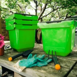 Urban88 Wheelbarrow Kit Green/Black 88L 150Kg Capacity -OUTSUNNY Sales Store urban88 bucket x 4 c