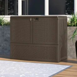 Storage And Entertaining Station With Shelf